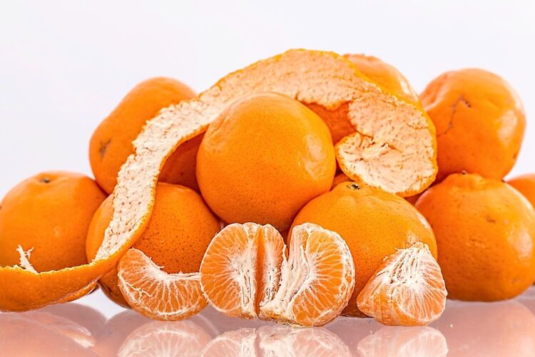 สรรพคุณของส้ม ประโยชน์ของส้ม มีอะไรบ้าง? (ผลไม้วิตามินซีสูง)